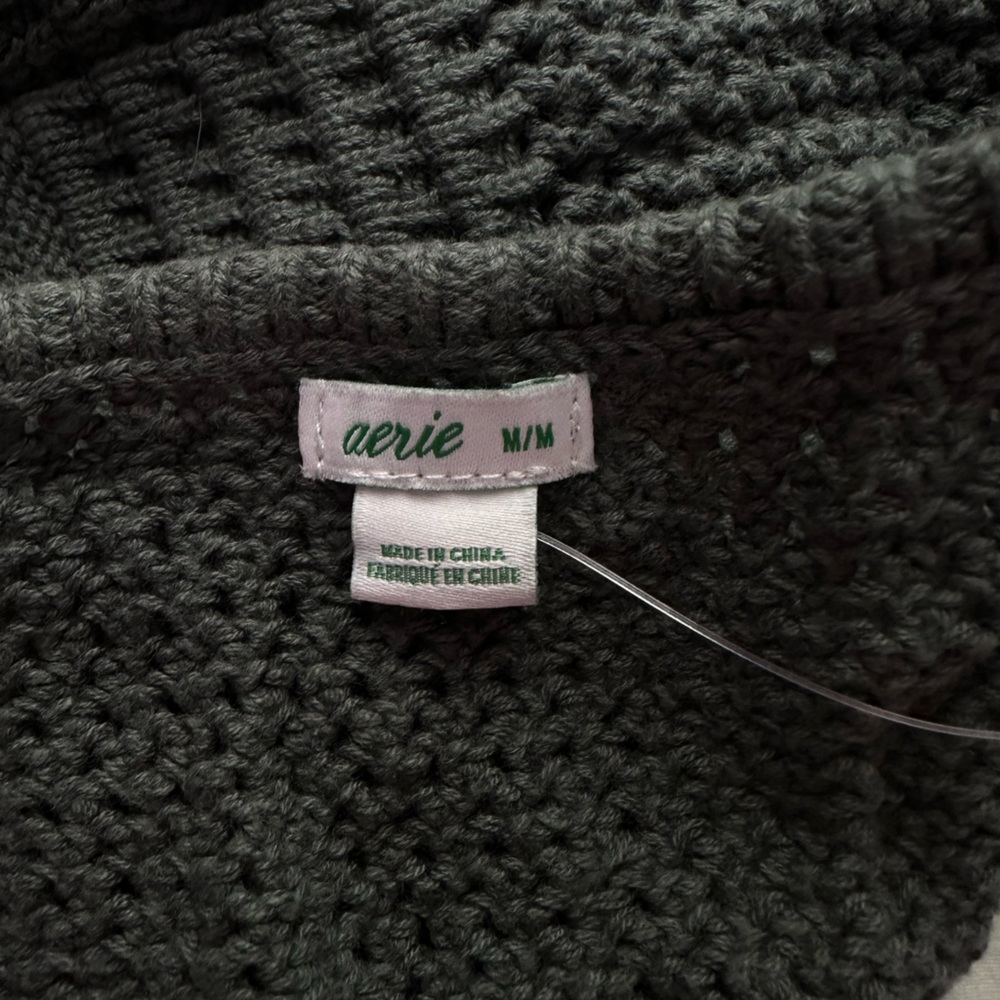SOLD - green crotchet halter tie top - Picture 3 of 3